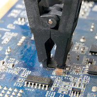 Pinza de Prueba para memorias EEPROM